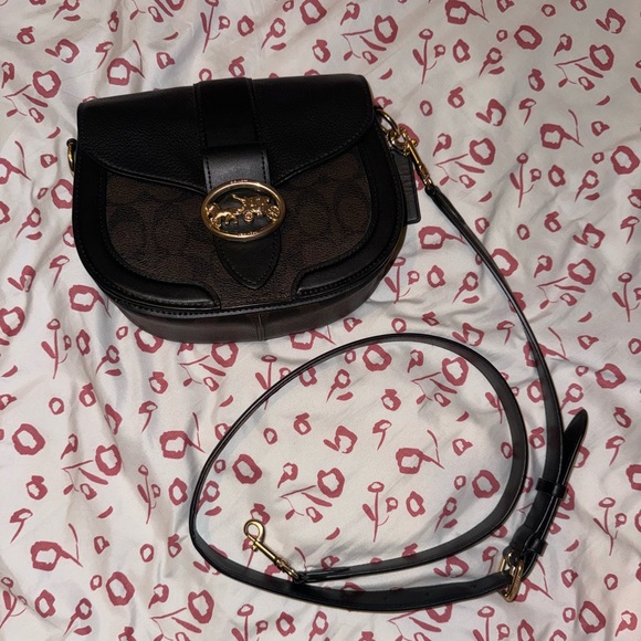 Coach Purse - Picture 3 of 7